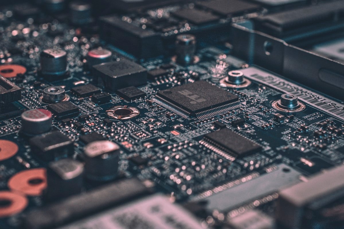 Best AI tools to make money 2026